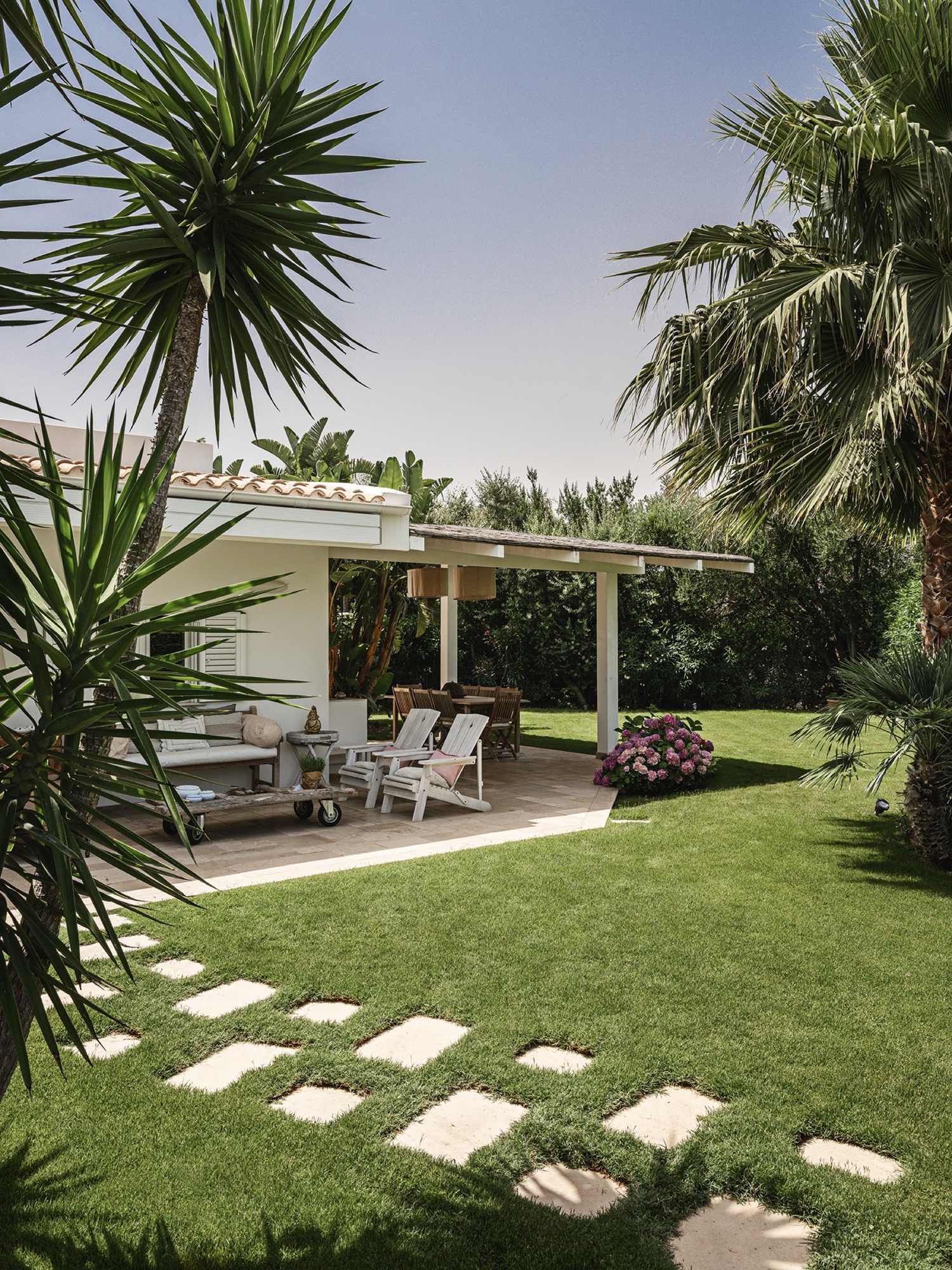VILLA EDT